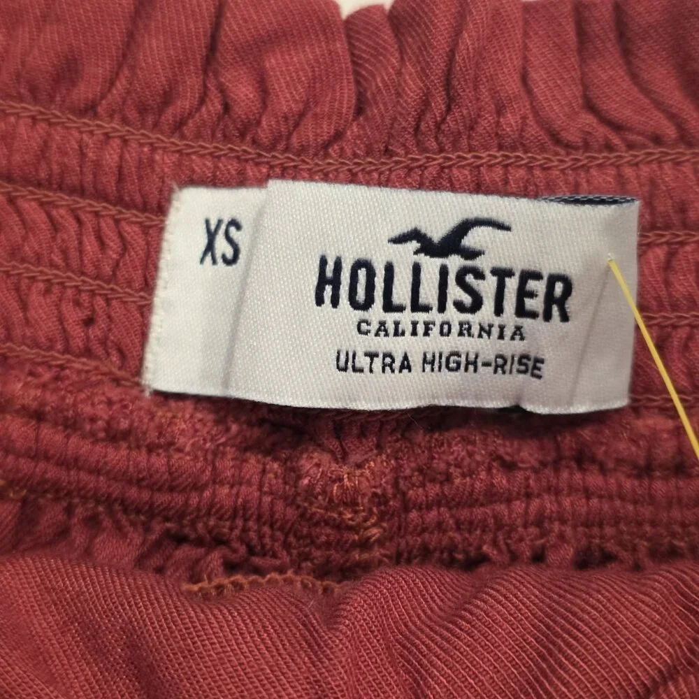 Hollister Ultra High-Rise Paper Bag Shorts Belted Red‎ Soft Flowy Viscose XS NEW